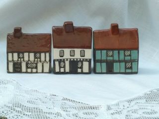 Ceramic Miniature Houses Made In England For Keller Charles Heritage?