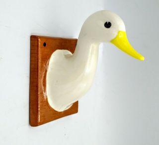 Vtg White Yellow Ceramic Duck Goose Head Towel Apron Wall Hanger Holder Kitchen