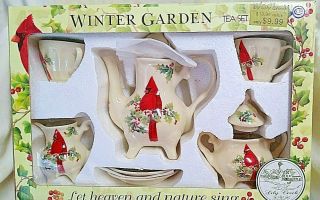 Lily Creek Winter Garden Cardinal Tea Set Tea Pot Sugar Creamer Cups Saucers