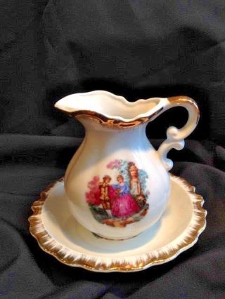 Vtg Small Ceramic Pitcher Basin/bowl & Plate Victorian/colonial Couple Gold Trim