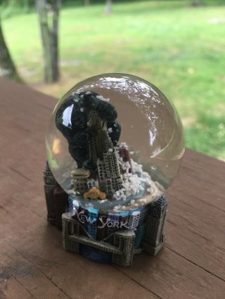 York Snow Globe Snow globe Empire State Building with King Kong Buildings 2