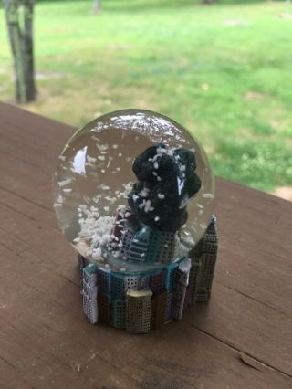 York Snow Globe Snow globe Empire State Building with King Kong Buildings 3