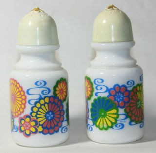 Vintage 70s Avon Flower Salt & Pepper Shaker Set Psychedelic Flower Set & Pepper