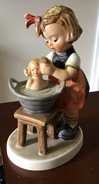 Vintage 1956 Goebel Hummel Doll Bath Figurine 319