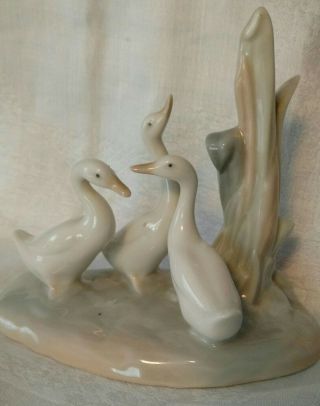 Lladro Porcelain Figurine,  Three Geese