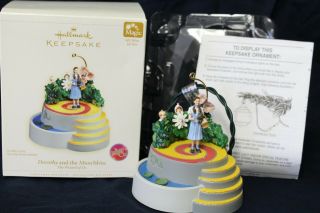 Hallmark Ornament Dorothy And The Munchkins The Wizard Of Oz Magic Light Motion