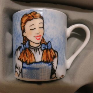 Wizard of Oz Set of 5 Tea or Expresso Cups & Saucers Paul Cardew 3