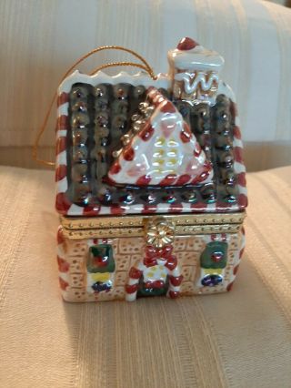 Mr Christmas Music Box Porcelain Ornament/ Gingerbread House