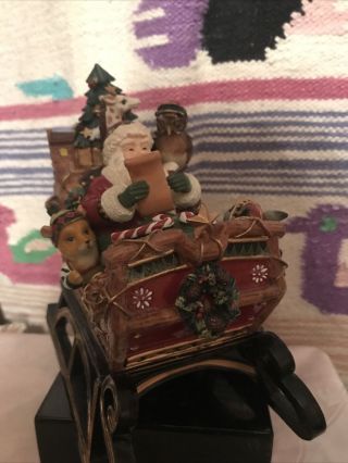 Fitz & Floyd Holiday Musicals Christmas Lodge Sleigh Music Here Comes Santa (a)