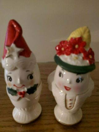 Vintage Lefton Mr.  & Mrs.  Claus Christmas Egg Cup Salt & Pepper Shakers