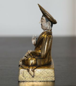 Antique Chinese Tibetan gilt bronze Buddha,  Lama,  19th century,  Qing Dynasty RARE 2