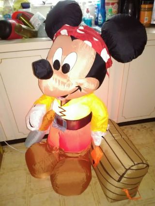 Disney Mickey Mouse 4 ' Pirate Lighted Airblown Inflatable RARE great Chris 2