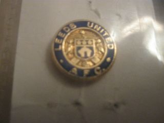 Rare Old Leeds United Football Club Small Round Enamel Stick Pin Badge