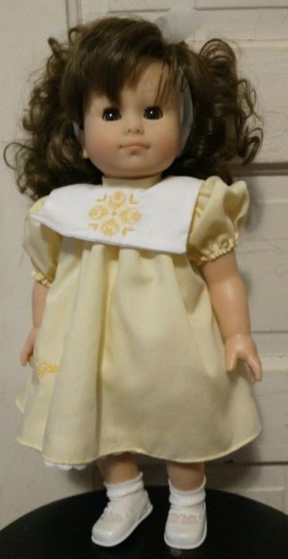 Gotz Puppe Doll 16” Brunette Brown Eyes Vintage