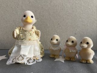 Sylvanian Families Rare Retired Vintage Puddleford Duck Family Mum And Triplets