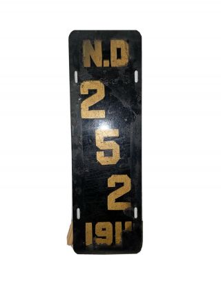 1911 North Dakota Motorcycle License Plate Vertical Rare Paint Gold Blk