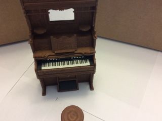 Dollhouse Miniatures Chrysnbon F220 Pump Organ & Stool,  Assembled