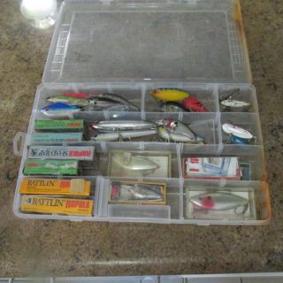 Assorted Vintage Fishing Lures 33 In All Rapala Heddon Cordell (see Details)