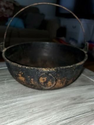 Vintage Antique Cast Iron 5 Qt? Dutch Oven Stock Pot Round Roaster Cooking Pot