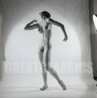 M.  Benjamin 1952 Svelte Nude Figure Model 2 1/4 Camera Negative Peter Basch
