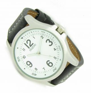 Oozoo Herren Xxl Armband Uhr Leder Schwarz Weiß Batterie Neuwertig S082
