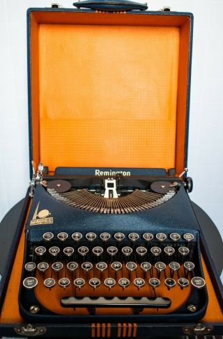 Rare Remington Restored Typewriter - 1939 York World’s Fair Special Edition