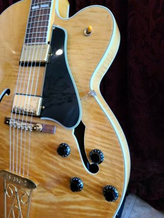 1999 Gibson ES - 350T Custom Shop re - issue,  rare Natural (Blonde) Curly Maple 2