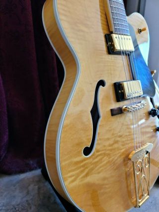 1999 Gibson ES - 350T Custom Shop re - issue,  rare Natural (Blonde) Curly Maple 3