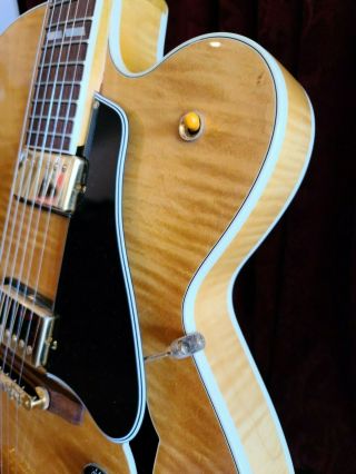 1999 Gibson ES - 350T Custom Shop re - issue,  rare Natural (Blonde) Curly Maple 5