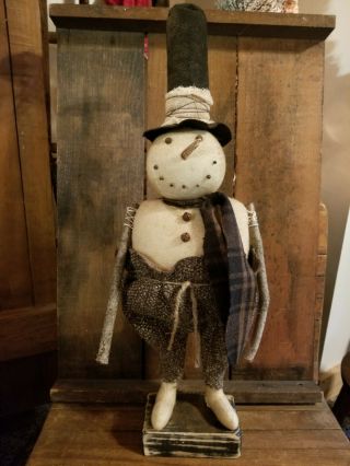 Primitive Folk Art Handmade Winter Snowman Doll Decoration Christmas