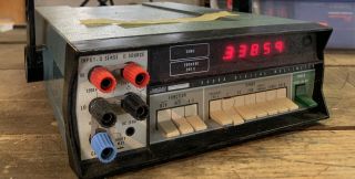 Fluke - Model 8800a/af - Digital Multimeter Vintage Classic Benchtop Multimeter