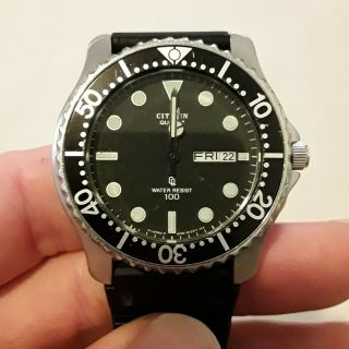 Citizen - Mens Diver Watch - Vintage / Rare - 6100 - G03740k Black Band&dial 100m