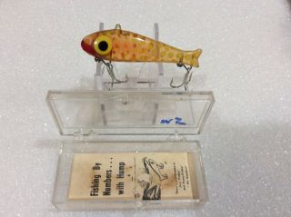 Vintage Texas Fishing Lure Hump M - 5 Cool Faded Red Bingo Era And Paper