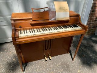 Rare Vintage Wurlitzer 700 Electric Piano