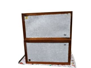 Vintage Acoustic Research Ar3 Speakers Serial Numbers C18425 & C11949 Rare