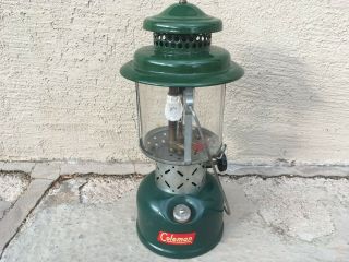 Vintage Coleman Lantern 220e Green Dual Mantle 12/59