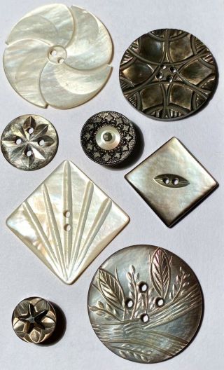 Assortment Of 8 Antique And Vintage Mother Of Pearl And Abalone Buttons