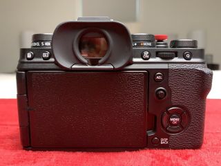 Fujifilm X - T4 Mirrorless Camera - Black (Body Only) w/ Ultra Rare Fuji Juice Hat 2