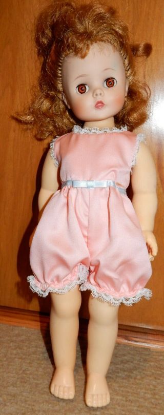 Vintage 1958 Madame Alexander 15 " Baby Doll