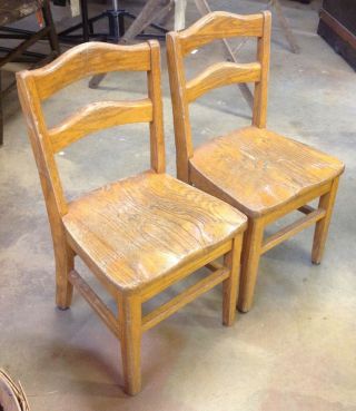 Set 2 Matching Vintage Wood Small Childs Oak Sunday School Chairs Kids Vintage