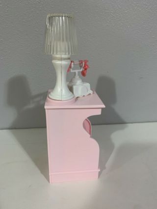 VTG 1990 BARBIE SWEET ROSES MAGICAL MANSION NIGHT STAND LAMP & PHONE missing rug 3