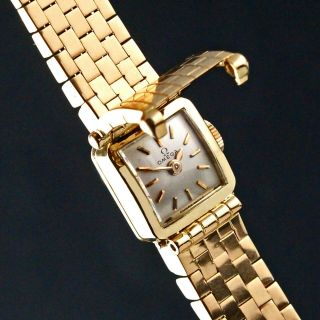 Rare Vintage Omega Solid 18K Gold Lady ' s Flip Top Bracelet Watch w/ Box 4