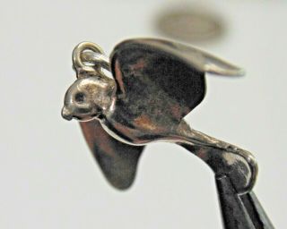 Vtg Antique Sterling Silver Sweet Bird In Flight Animal Bracelet Charm Pendant