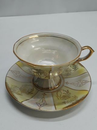 Vtg Royal Crown Tea Cup & Saucer Lusterware 44/356 Gold Iridescent Floral