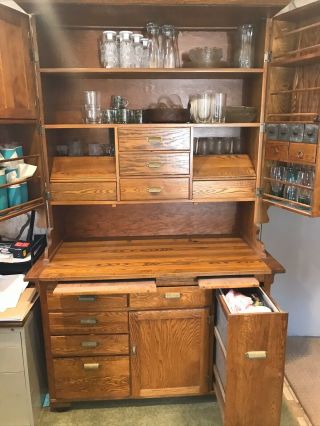 Incredible Antique Oak Buckeye Kitchen Cabinet Restored,  Rare Ca.  1900 3
