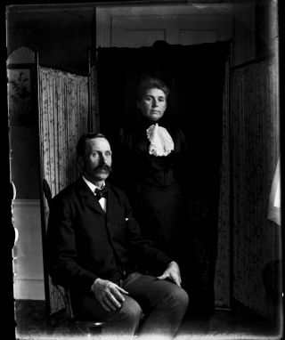 Antique 4x5 Glass Plate Negative Portrait Of Husband & Wife (v4401)