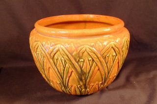Antique Ohio Art Pottery Antique Arts & Crafts Planter Deco Lotus Leaves 9 "