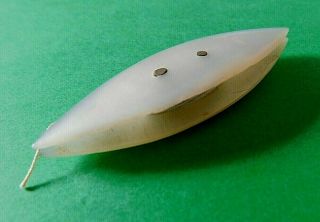 Antique Mother Of Pearl Sewing Tatting Shuttle,  6.  4 X 1.  8 Cm
