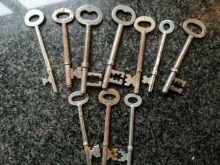 10 X Large Vintage Antique Cast Iron & Steel Old Keys