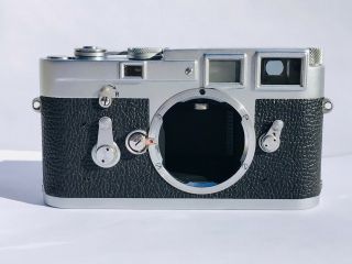 Vintage Leica M3 Rare 1m,  Serial Number Ss Single Stroke 35mm Rangefinder Camera